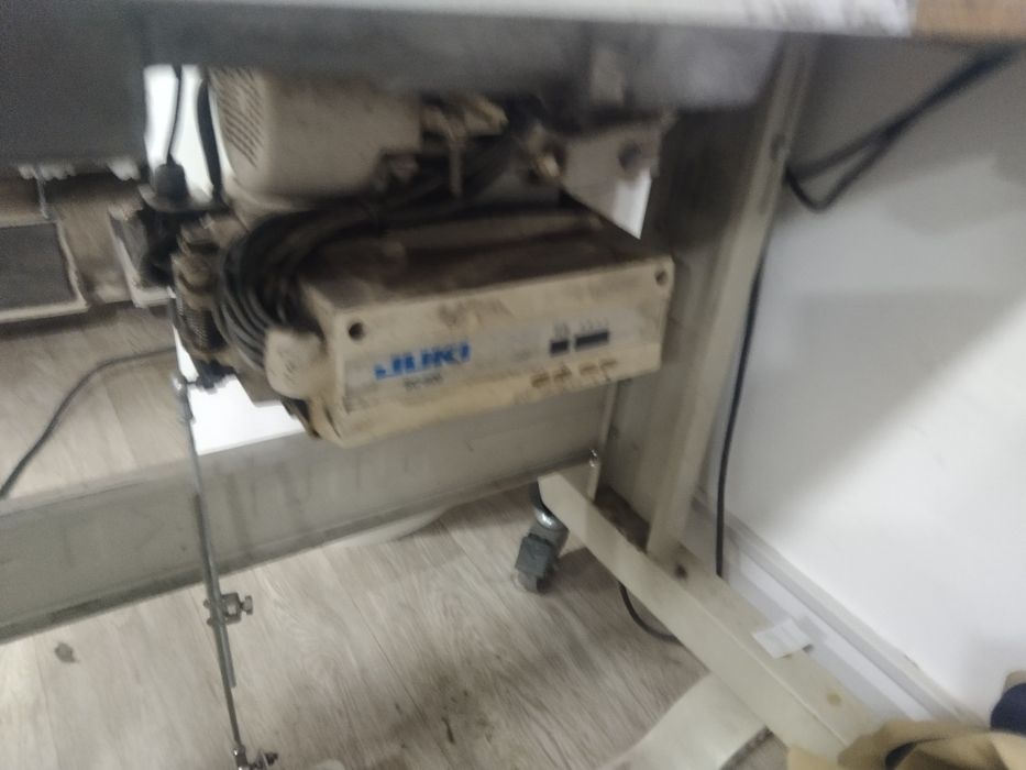 Продается швейная машина