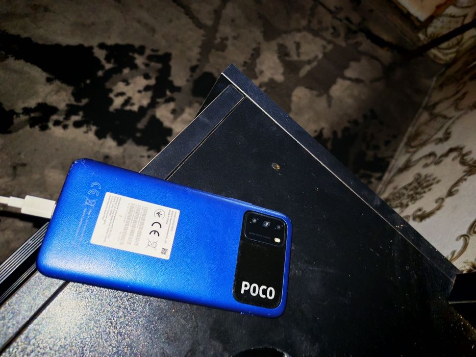 Срочно продам телефон poco m3