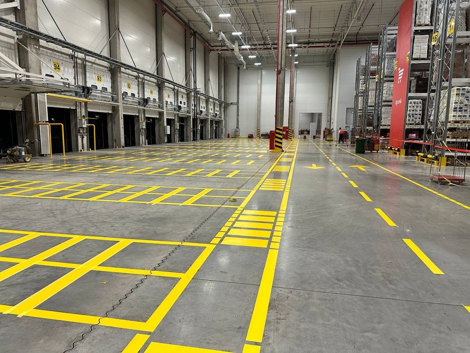 Razmetka yol chiziqlari