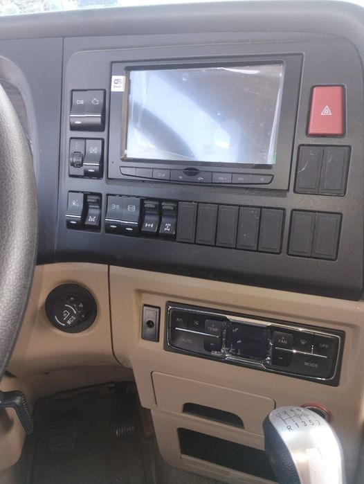 Shacman L3000 продам