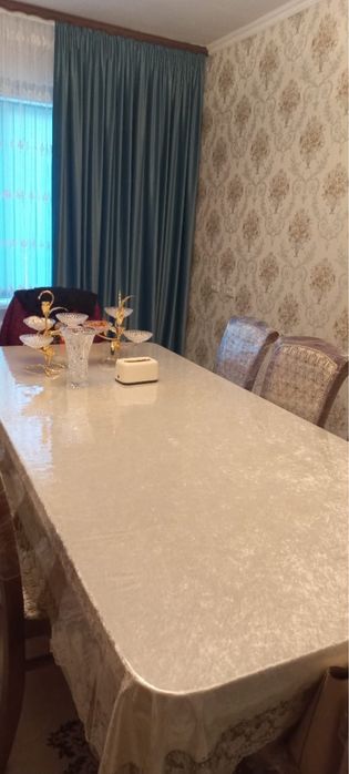 гостинной стол для гостинной