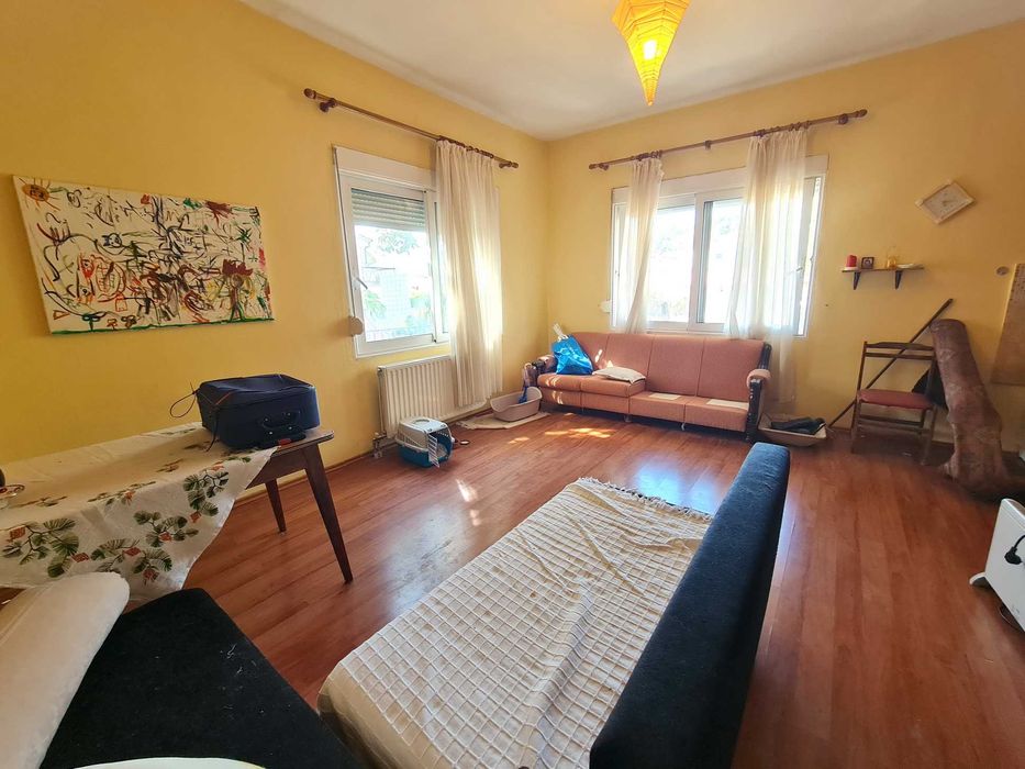 ПРОДАВА се самостоятелна къща 270 кв.м. във Вирона Кавала (код 4380)
