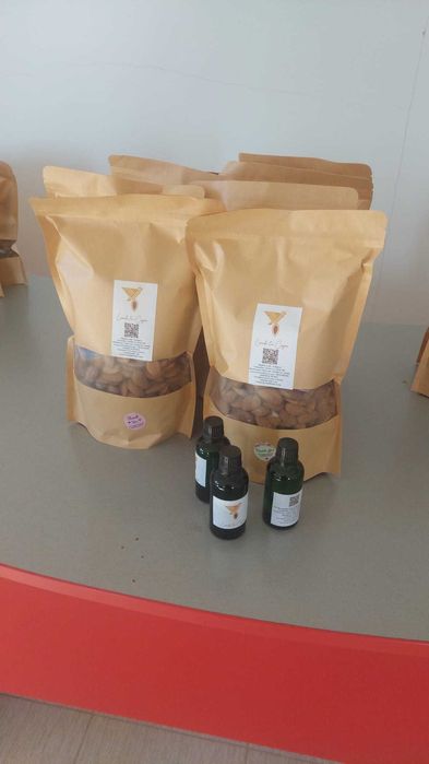 Migdale crude ecologice si ulei migdale (100%)