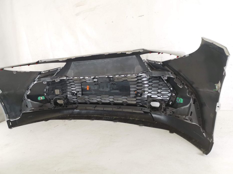 Предна броня Тойота С-ХР / Toyota C-HR 2 Оригинална, в добро състояние