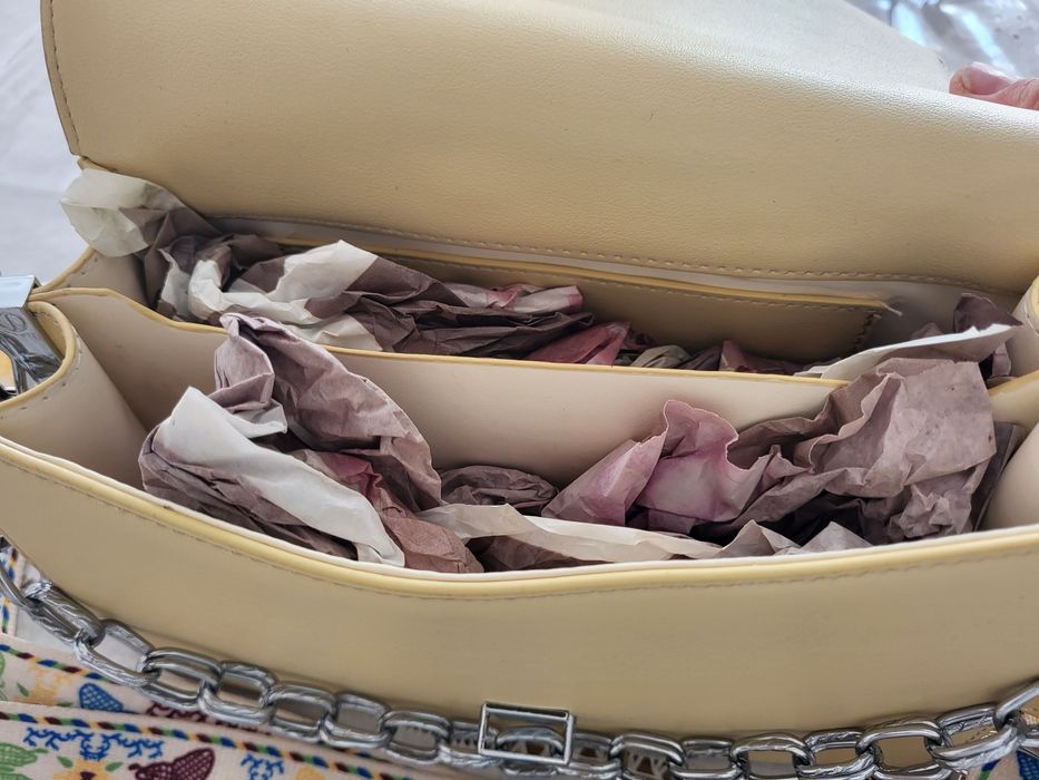 Продам сумочку женскую