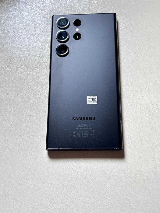 Samsung S23 Ultra ca nou  512 GB si 12 gb ram