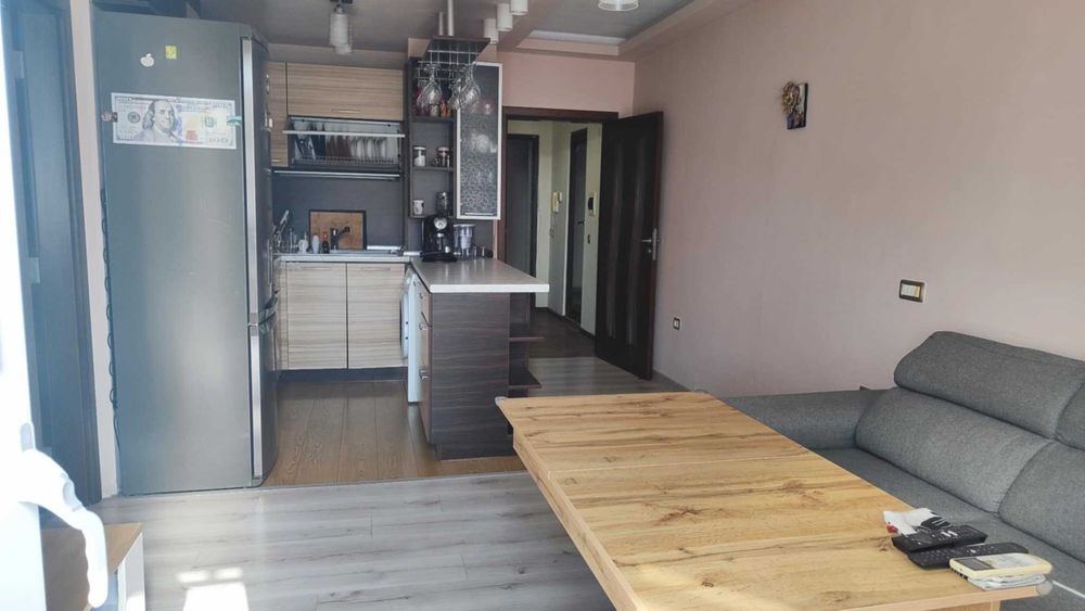 Дава се под наем Тристаен апартамент в Варна, Трошево - 86 кв.м за 459 € - Снимка #10