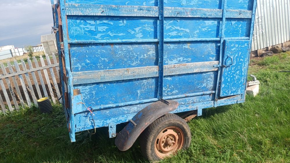 Продам прицеп коннвозка