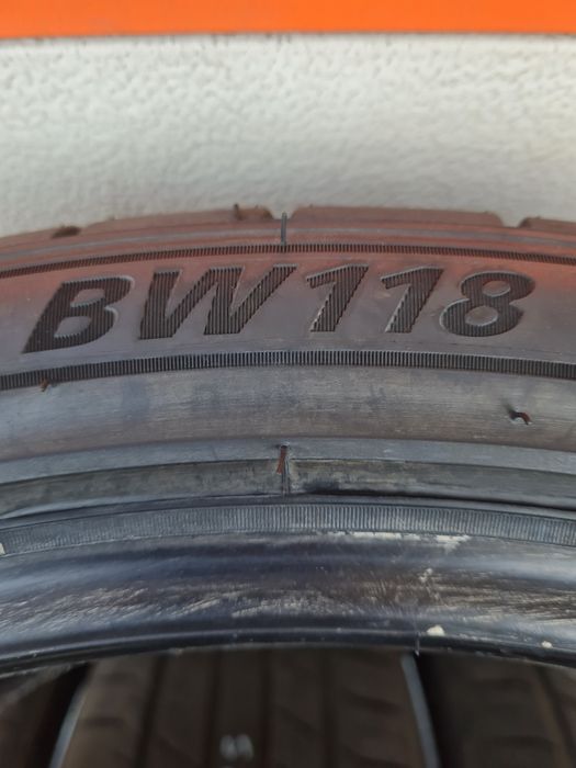 Летни гуми 4 броя Спорт П. BEARWAY BW118 285 35 R21 255 40 R21 дот 4525