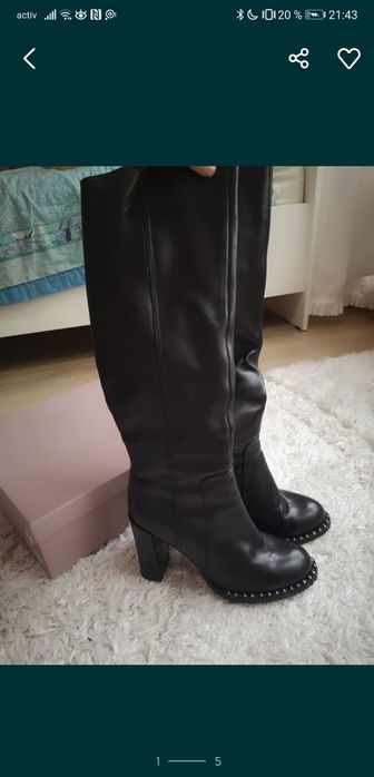 Продаются Новые зимние Сапоги