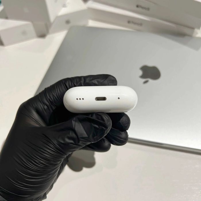 airpods pro 2 lightning (только футляр, без наушников)