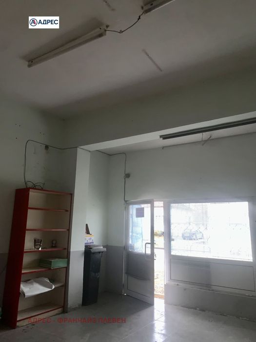 Продава се Склад в с. Горна Митрополия, Област Плевен - 250 кв.м за 164 €/кв.м - Снимка #6
