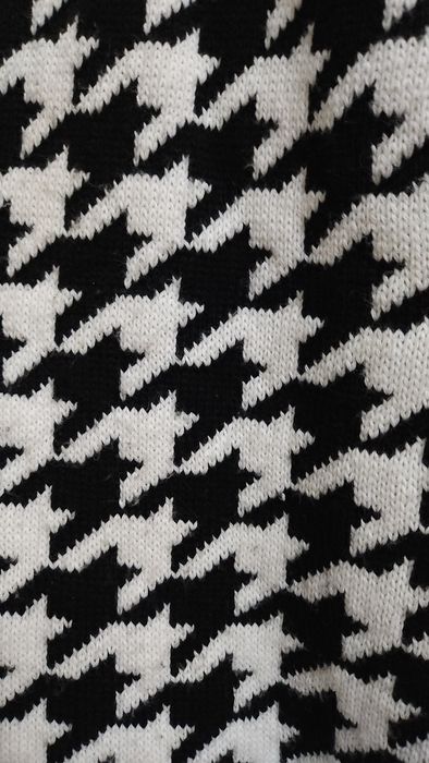 Шерстяная жилетка