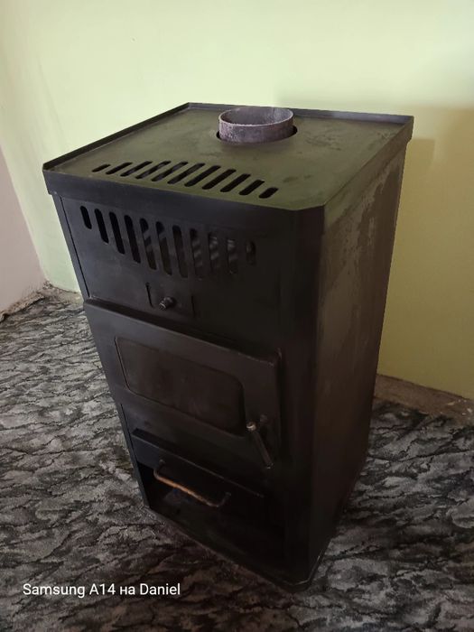 Камина с водна риза и помпа