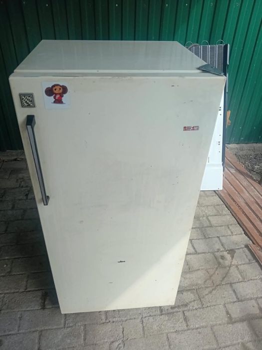 Продам холодильник Бирюса рабочий