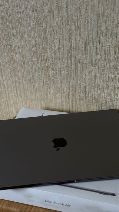 15-inch MacBook Air (M2)
