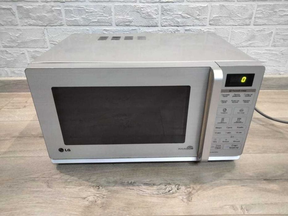 Продам микроволновую печь