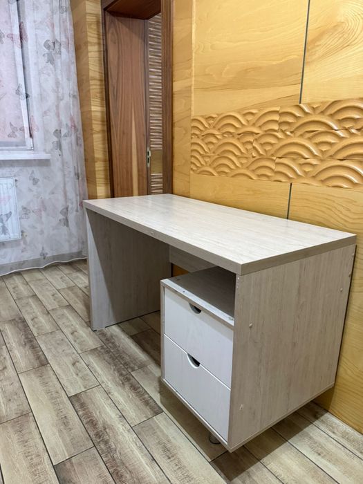 Детский шкаф + учебный стол