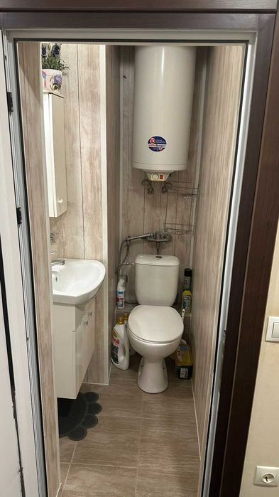 Продава се Тристаен апартамент в Варна, Кайсиева градина - 74 кв.м за 2028 €/кв.м - Снимка #8