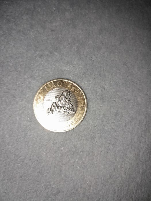 Продам монеты колекционный