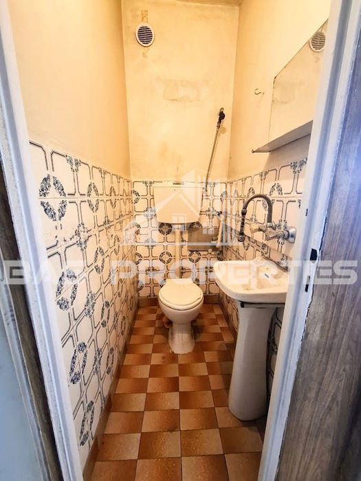 Продава се Тристаен апартамент в София, Надежда 1 - 88 кв.м за 1122 €/кв.м - Снимка #11