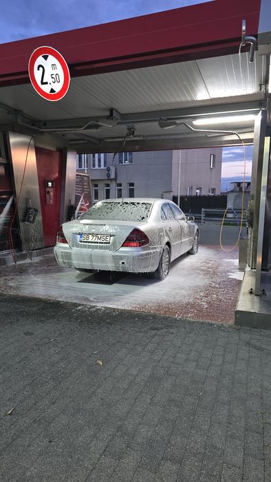 Mercedes-Benz E270 CDI