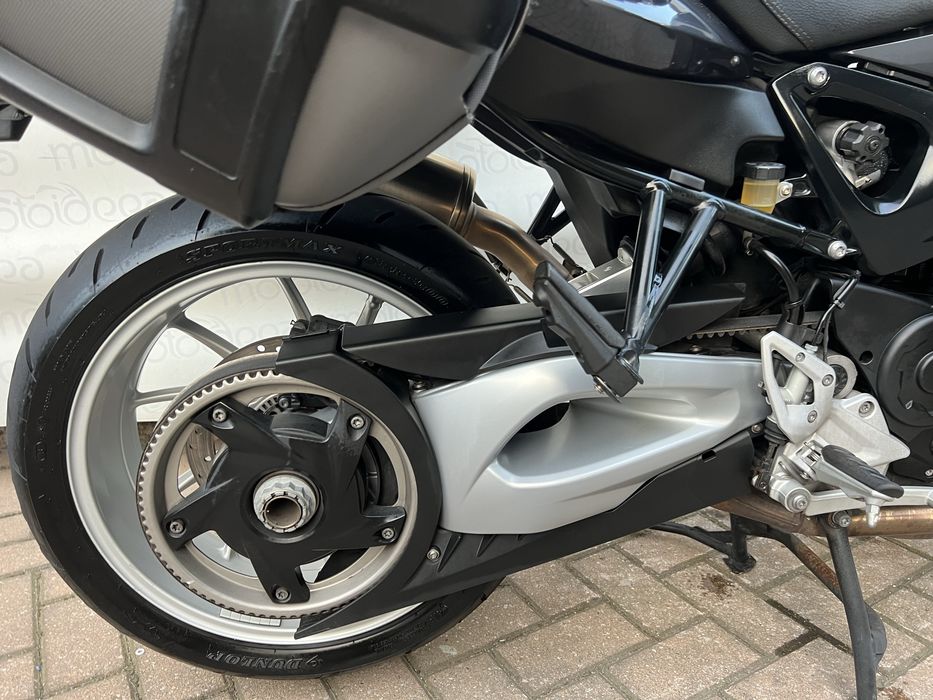 Motoideea vinde BMW  F800GT ABS 2014 Rate Garanție