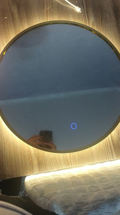 Продам срочно новый