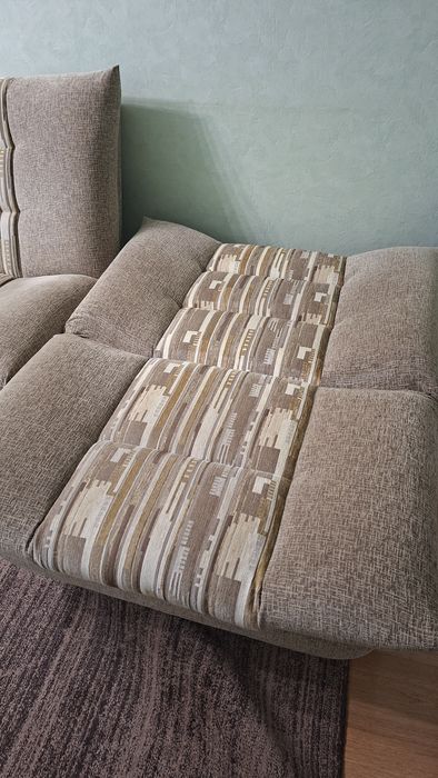 Диван-книжка с двумя креслами