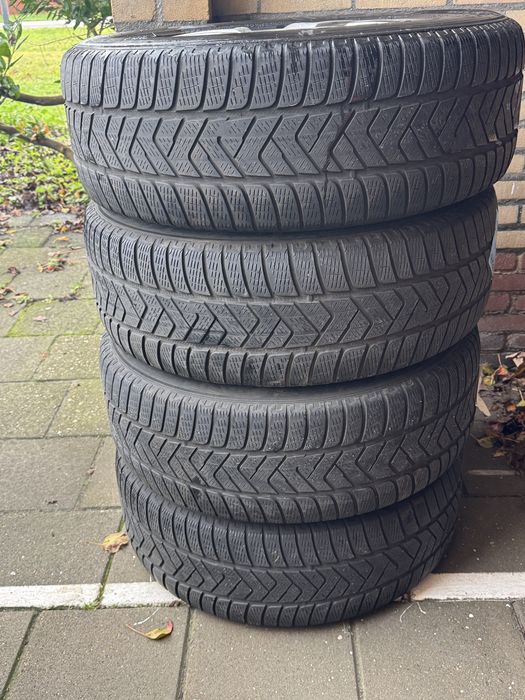 Jante VOLVO XC60  235/60/18 iarna Pirelli 2021