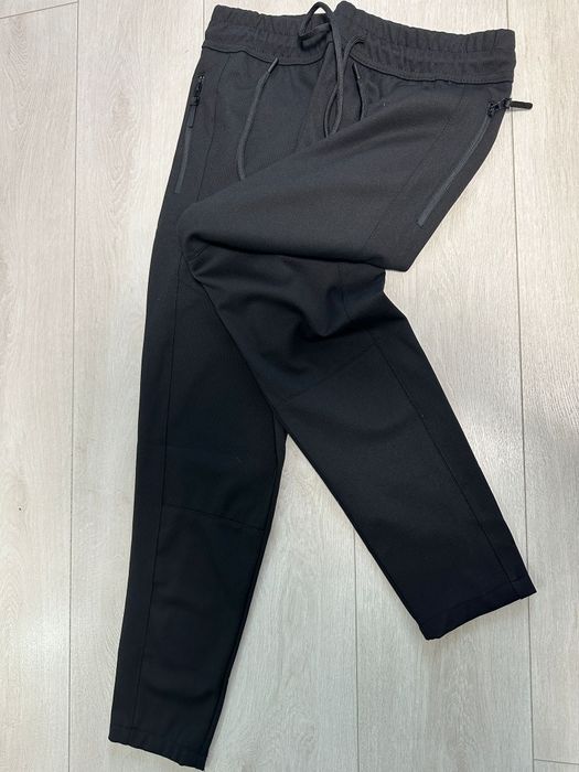 Pantaloni bărbați