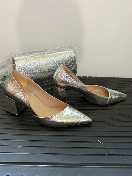 Продам туфли с сумочкой.