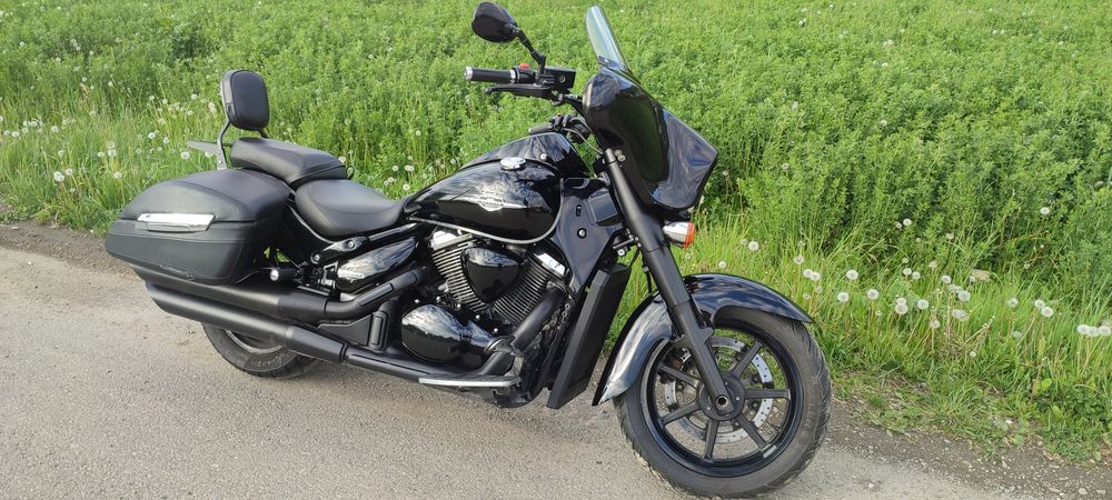 Suzuki VL 1500 Intruder Black Edition