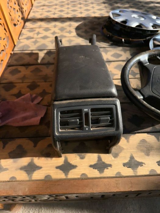 Подлактоник на мерс