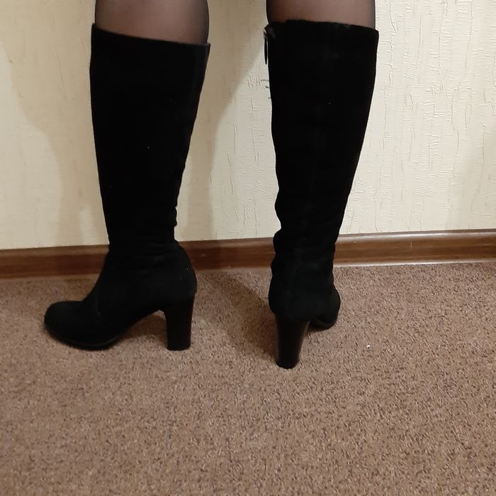 Продам зимние сапоги