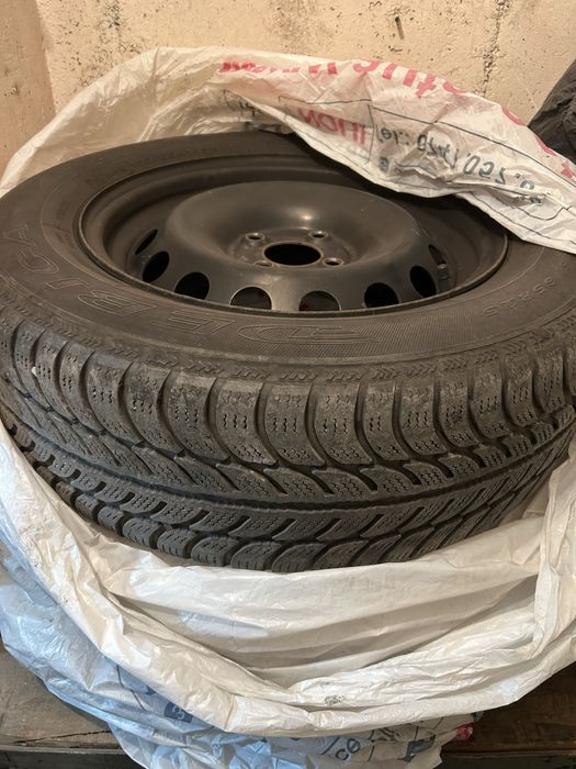 Anvelope de iarna cu jante 195/65/R15 4x100 Logan