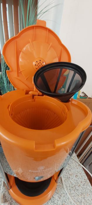 Cafetieră Russell Hobss