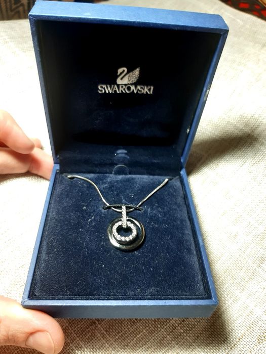 Сребърно колие с кристали Swarovski