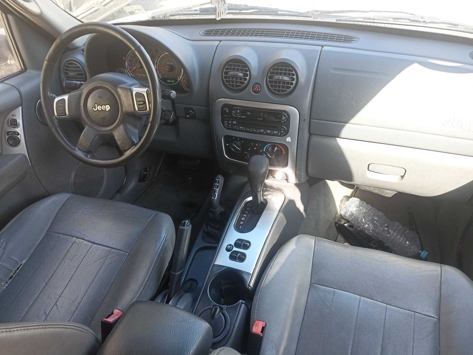 Джип Черокe 2,8ЦРД / Jeep Cherokee на части