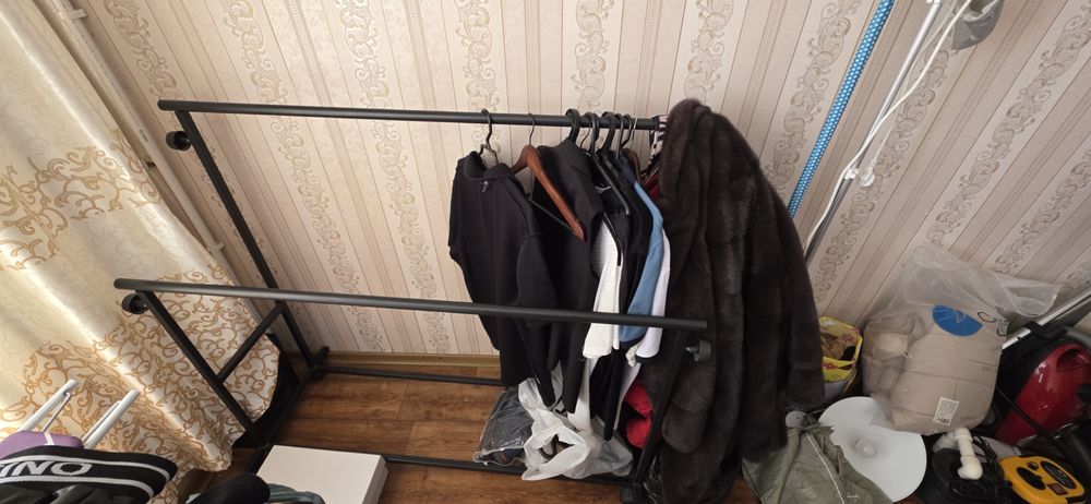 Стойка для вещей