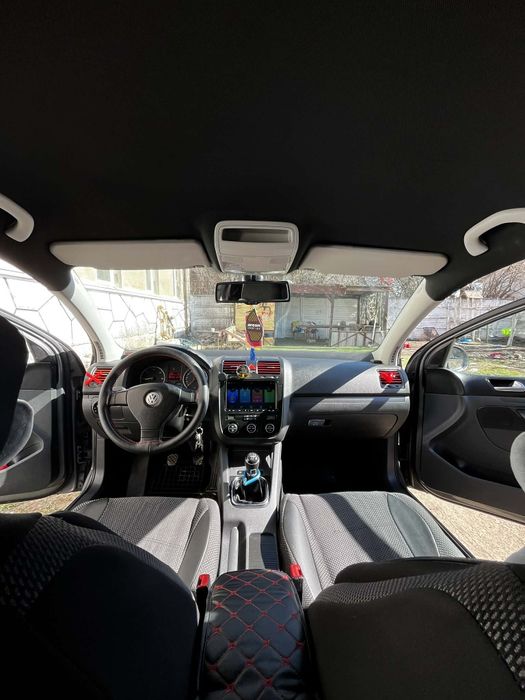 Vînd golf 5 accept ori ce test