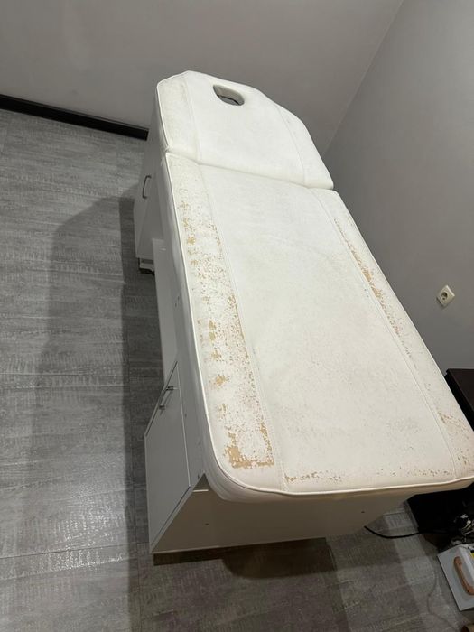 Продам массажную кушетку