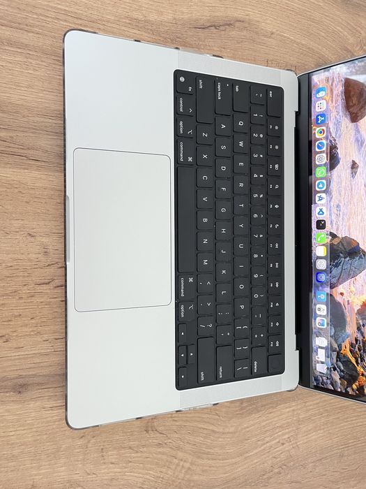 Macbook pro 14 m3 pro