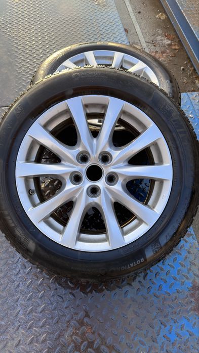 4 бр  17 Джанти с зимни гуми за mazda