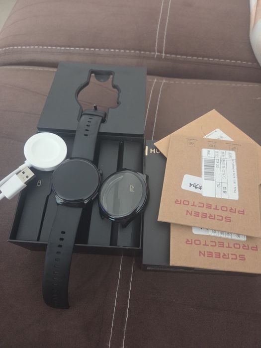 Смарт часовник Huawei watch 4