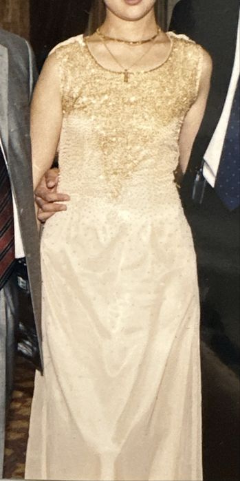 Длинное вечернее платье