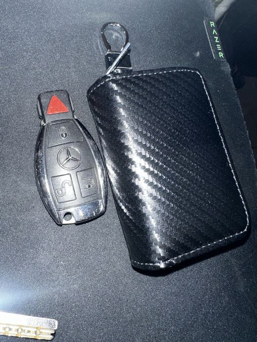 Калъв за автоключ блокиращ RFID сигнала