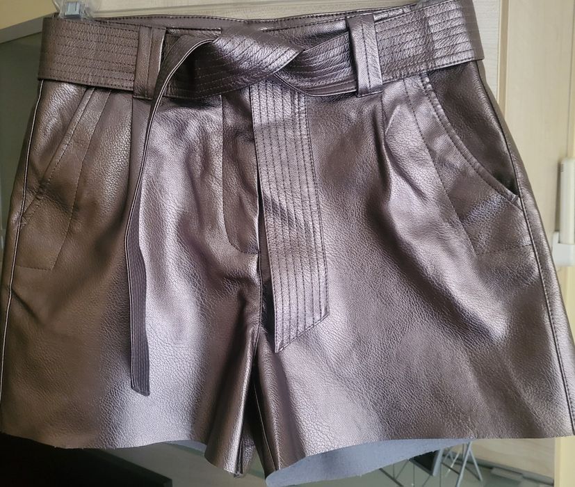 Нов къс кожен панталон Promod 38 размер