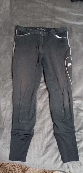 Дамски бричове за езда