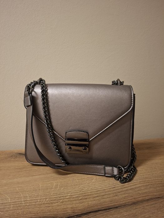 Дамска чанта crossbody